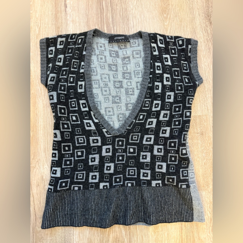 & Other Stories Black and Gray Geometric Vest